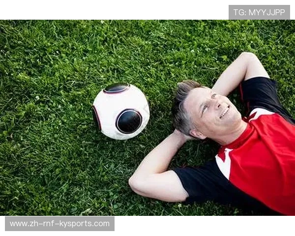 足球运动员的比赛后恢复与放松技巧